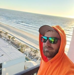 Meet your Posher, Josh